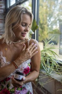 Mother’s Day Gift Ideas Your Mom Will Love | Makes Scents Natural Spa Line | Lancaster, PA